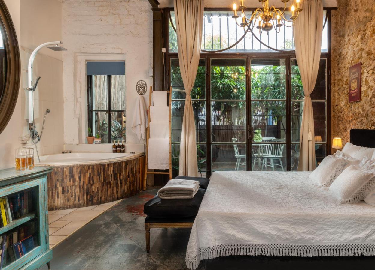 Trieste Neve Tzedek Boutique Suites Tel Aviv Exterior foto
